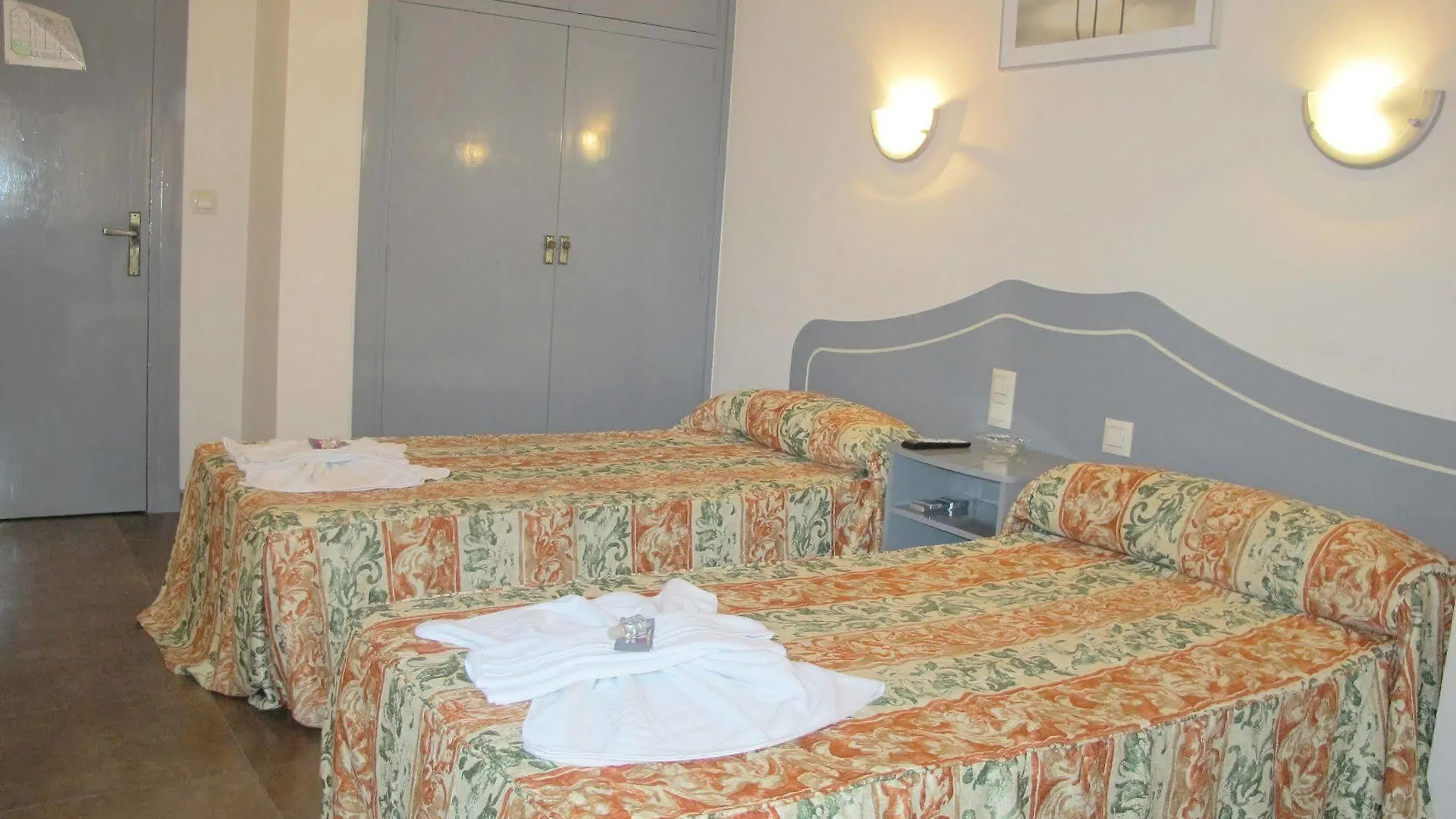 Hotel Jocana Sarrià de Ter 2*,